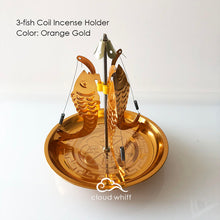Load image into Gallery viewer, Big Incense Holder (3 Golden Fish) 24H 大香盘 金色三鱼